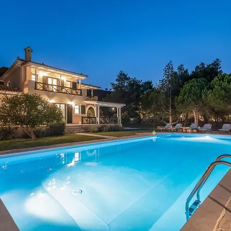 Βίλα Verdi - Your Family Oasis! Ανω Βασιλικος
