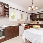 Verdi - Your Family Oasis! Vasilikí