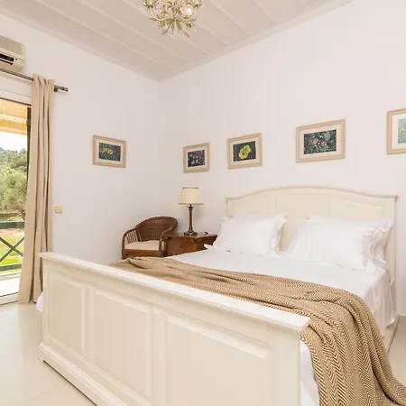 Verdi - Your Family Oasis! Villa Vasilikí