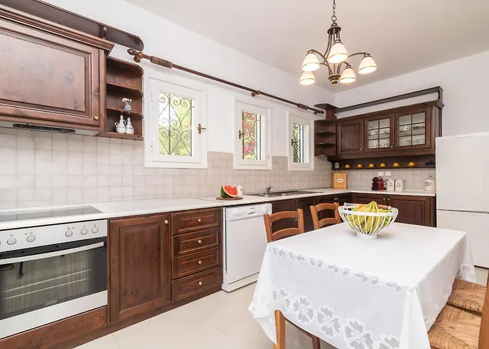 Verdi - Your Family Oasis! Vasilikí